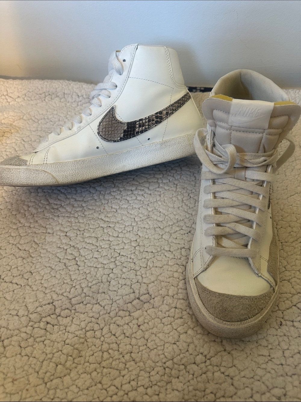 Nike Womens Blazer Mid ‘77 SE ‘Snakeskin’